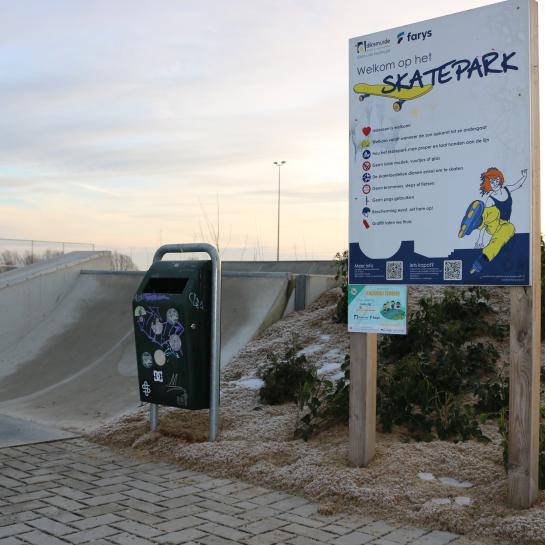 Het infobord rookvrije zones bij het skatepark